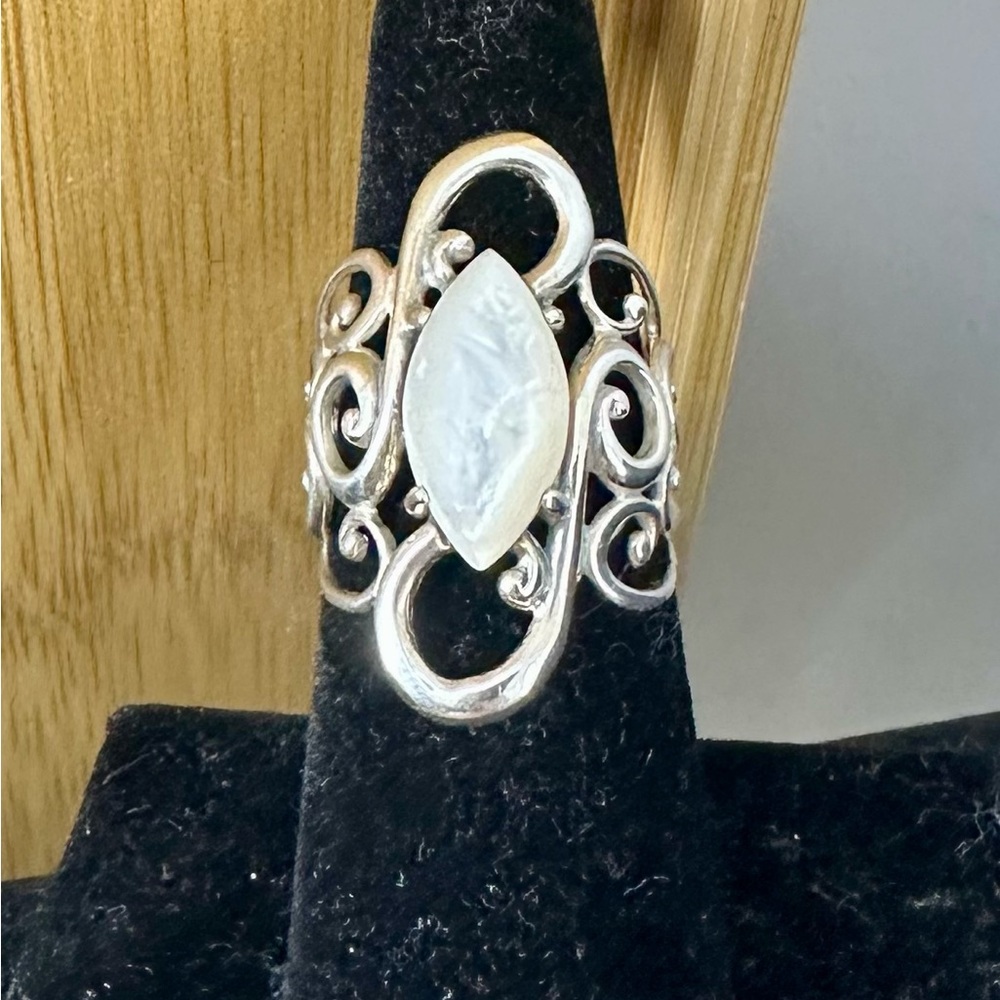 CAROLYN POLLACK Sterling Silver White Moonstone Cabochon Swirl Scroll Ring; SZ 7